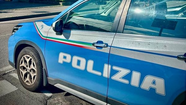 Arrestati i Bonnie and Clyde dei furti di moto di lusso a Milano: trovati 24 mezzi in un capannone a Ciserano