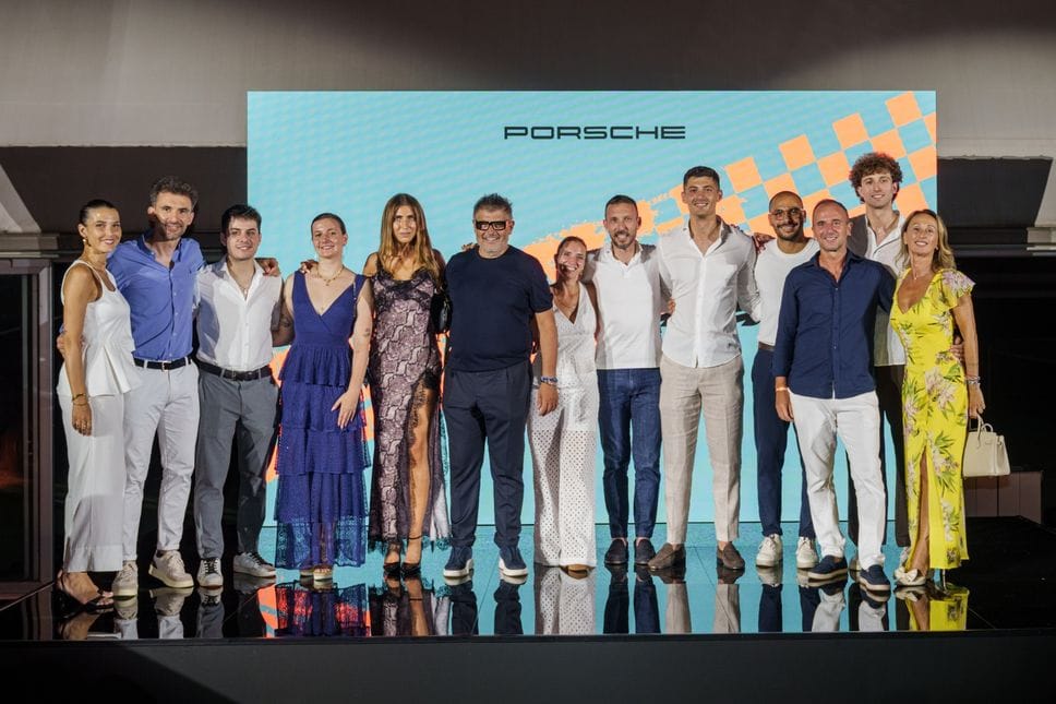 Cayenne Electric, il futuro Porsche fa tappa a Curno