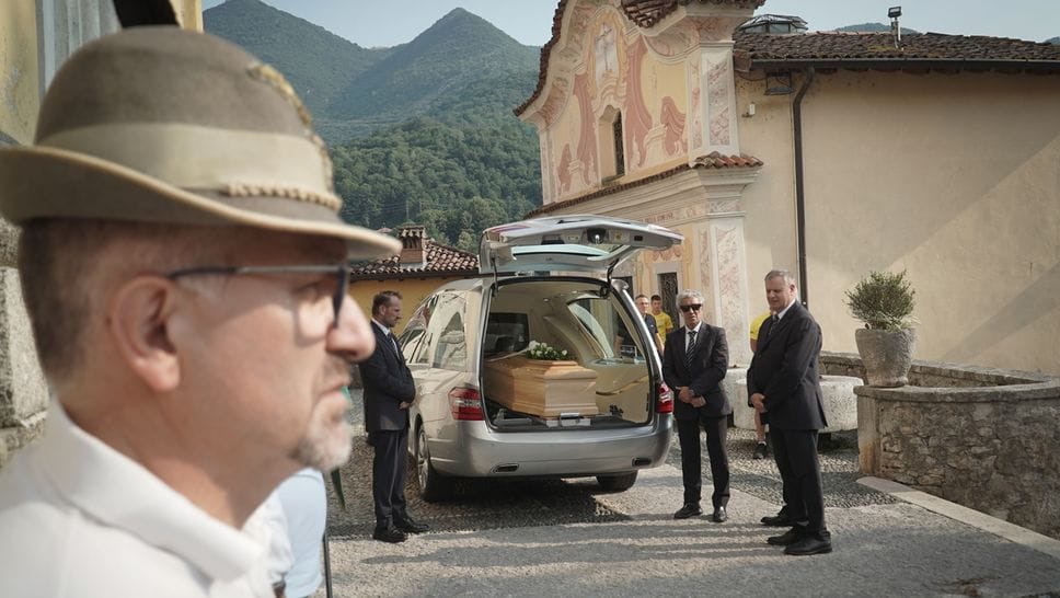«Ha custodito e tramandato la storia di questa comunità». A Zogno l’addio a Sergio Tiraboschi