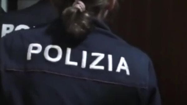 Polizia, controlli nei locali della Valle Brembana: irregolarità a Sorisole e Zogno