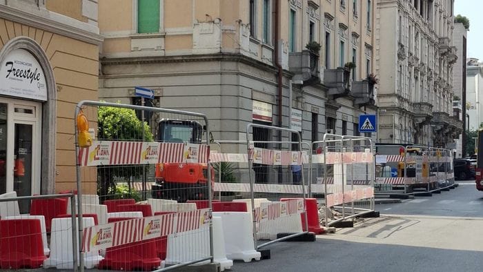 https://storage.ecodibergamo.it/media/photologue/2026/6/27/photos/cache/via-paglia-a-bergamo-al-via-la-riqualificazione-della-strada-foto_349585cc-7206-11f1-aeda-4de6a6485e8b_1920_1080_v3_large_16_9.jpeg