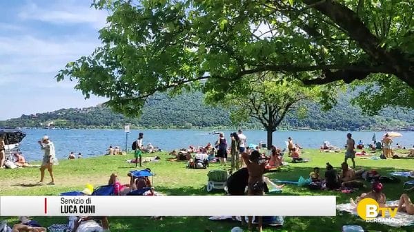Lago d'Iseo, spiagge e lidi presi d'assalto dai turisti