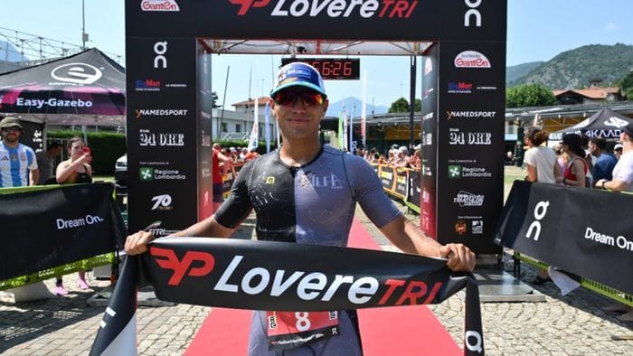 LovereTRI: festa per 850 fra nuoto nel lago d’Iseo, bicicletta e corsa