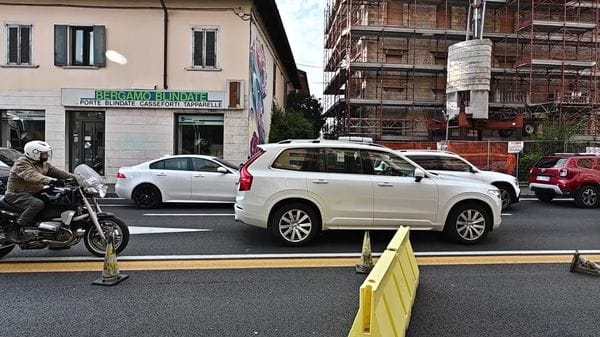 Brt, la situazione del traffico alle 8 del 30 giugno in via Paleocapa