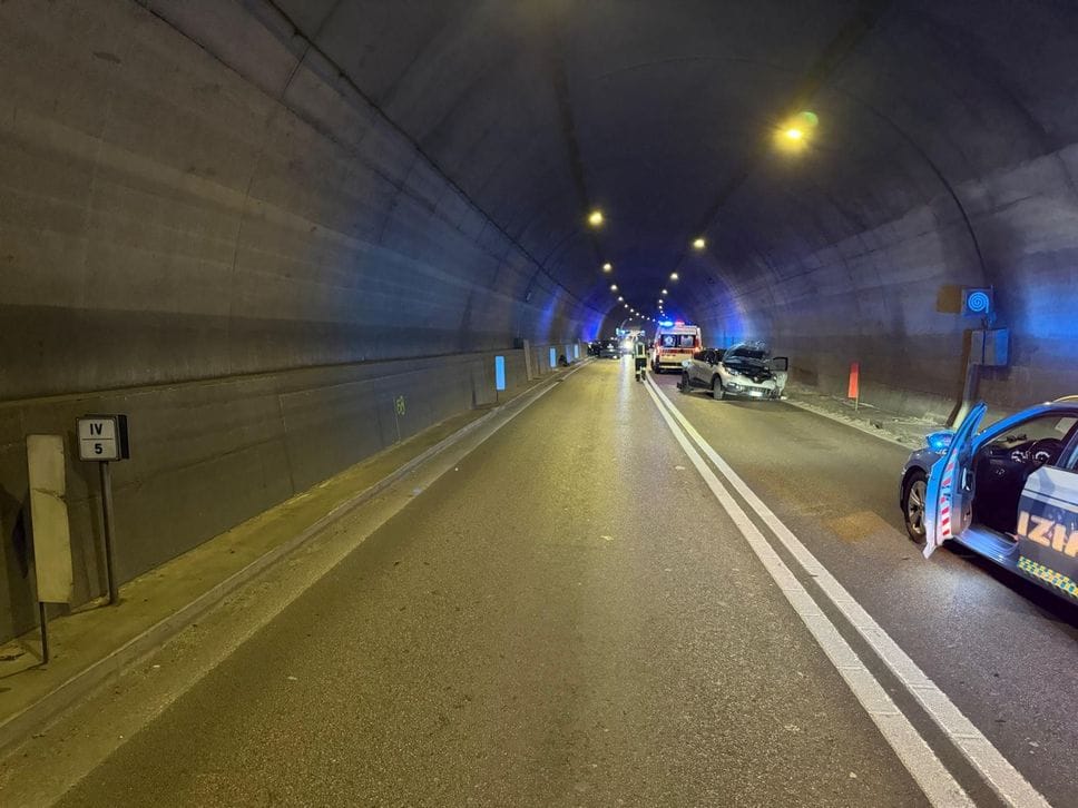 Scanzo, incidente in galleria: Montenegrone chiusa per due ore e traffico in tilt-Foto