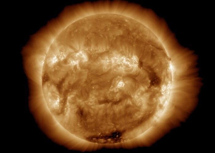 Il Sole è irrequieto, probabile tempesta geomagnetica in arrivo 
