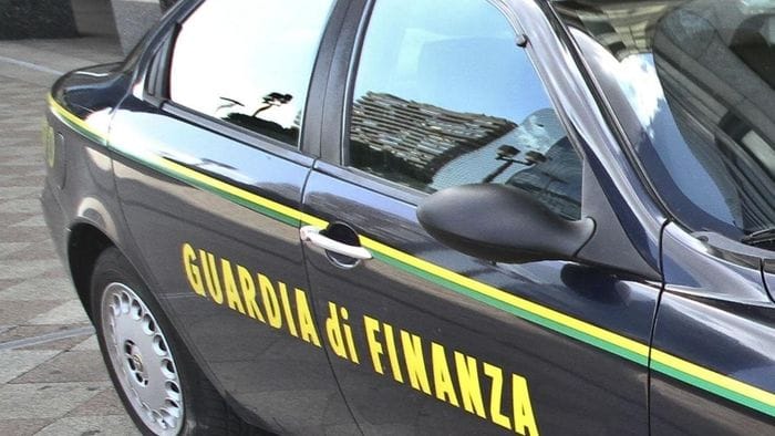 https://storage.ecodibergamo.it/media/photologue/2026/6/5/photos/cache/marchi-trasferiti-allestero-e-affari-a-dubai-sequestri-per-oltre-430-mila-euro_fc55d1b0-60af-11f1-a58c-8fa5affeac14_1920_1080_v3_large_16_9.jpg