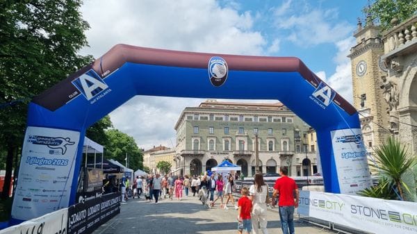 Camminata Nerazzurra: apre il Villaggio sul Sentierone - Foto