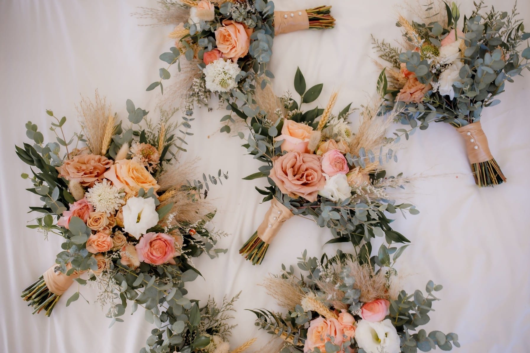 Matrimoni estivi. Una guida pratica per capire il nuovo flower design 