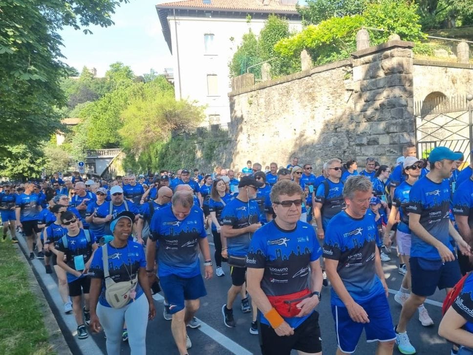 Camminata Nerazzurra, oltre 12mila tifosi invadono il Sentierone - Foto