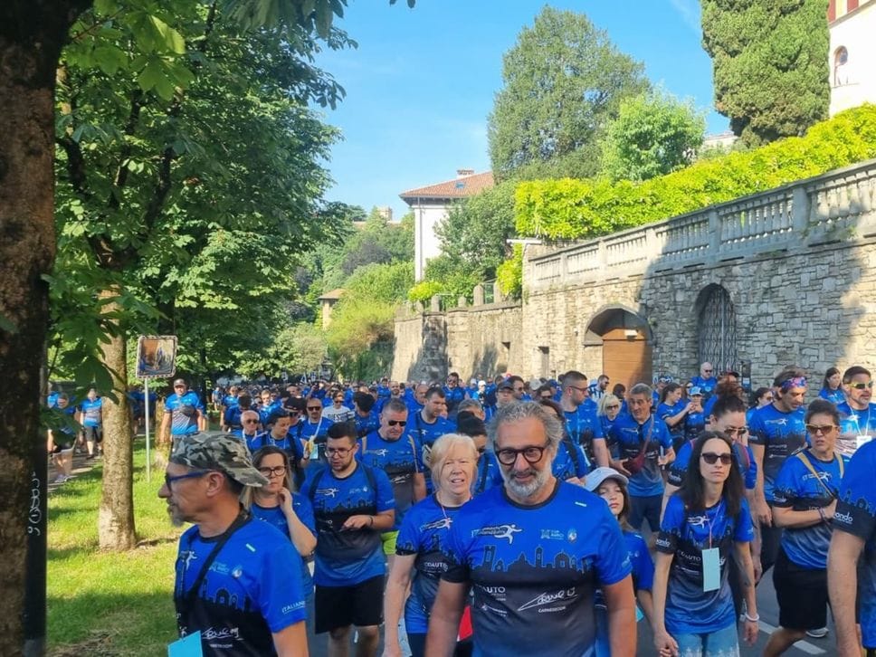 Camminata Nerazzurra, oltre 12mila tifosi invadono il Sentierone - Foto