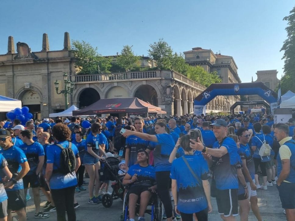 Camminata Nerazzurra, oltre 12mila tifosi invadono il Sentierone - Foto
