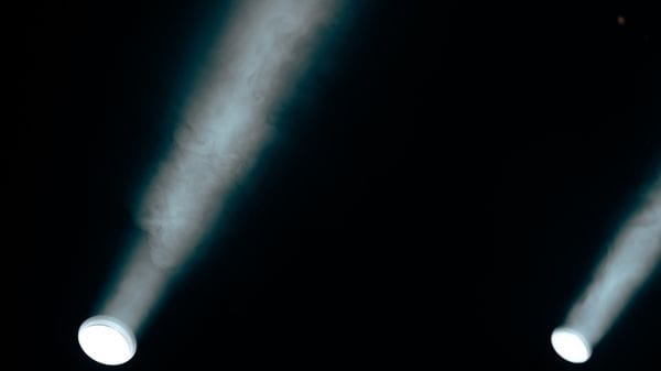 Nel buio dell’inconscio: perché l’oscurità ci spaventa?