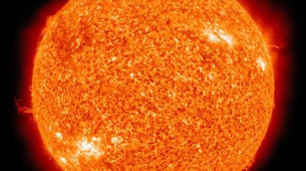 Sole ancora esuberante, attesa una nuova tempesta geomagnetica