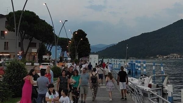 Sarnico, riparte la movida ma scattano subito multe e chiusure