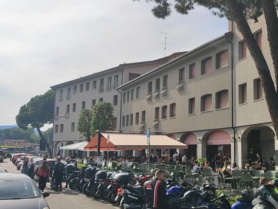 Sarnico, riparte la movida ma scattano subito multe e chiusure