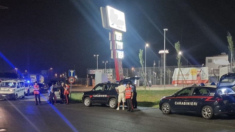 Controlli dei carabinieri a Osio Sotto e Osio Sopra: 120 giovani identificati, un arresto per ecstasy
