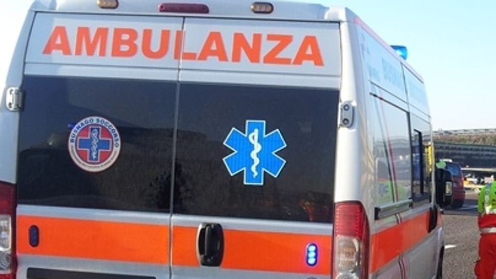 Muore in un incidente al ritorno dalla vacanza per festeggiare il 50° di nozze