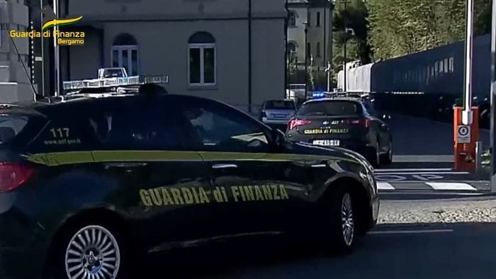 frodi fiscali nella manodopera la guardia di finanza recupera 13 milioni video da Ecodibergamo.it frodi fiscali nella manodopera la guardia di finanza recupera 13 milioni video