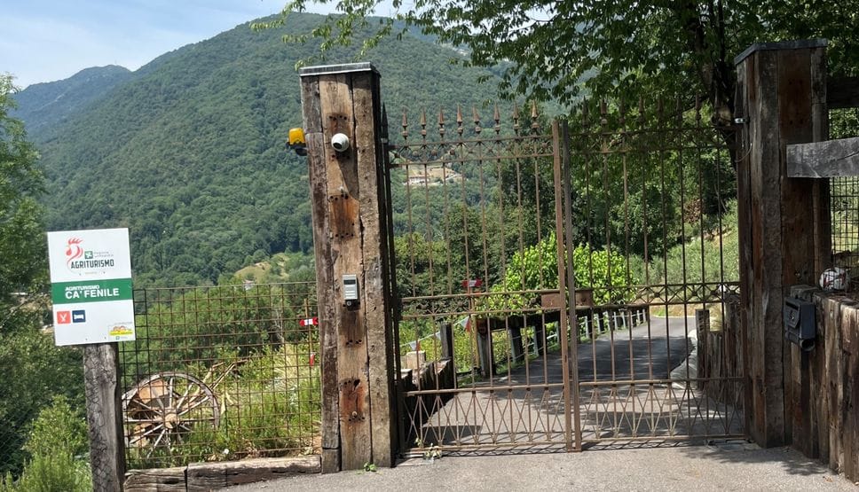 Rapina in agriturismo ad Alzano, caccia al Suv: è sulla scena di altri dieci raid