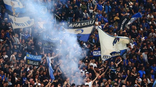Il pallone senza tifosi sugli spalti non è calcio