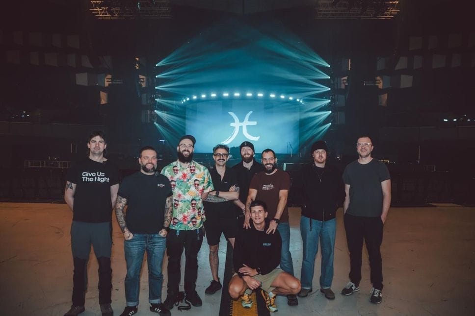 Da receptionist a tecnico del suono nei tour di star mondiali