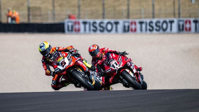 https://storage.ecodibergamo.it/media/photologue/2026/7/12/photos/cache/montella-e-barni-senza-freni-doppio-podio-nel-mondiale-superbike-a-donington_0a035b96-7e26-11f1-8927-20af79b413ba_1920_1080_v3_large_16_9.jpg