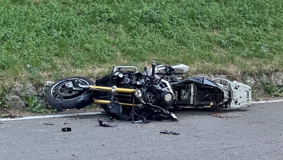 Schianto fra moto in Valle Imagna: muore 54enne di Lentate, due feriti