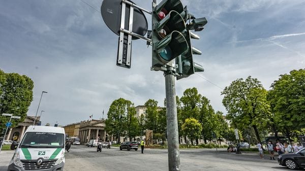 Sei ore di blackout in centro a Bergamo: «Causato dal caldo»