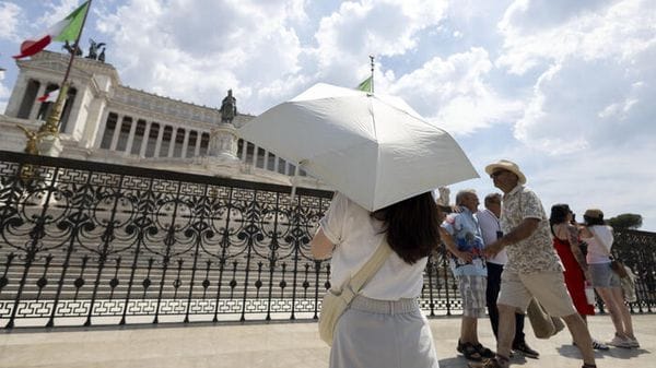 Legambiente, in 10 anni l'80% dei quartieri di Roma sopra i 40°C