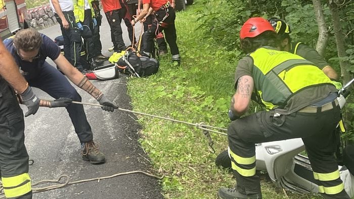https://storage.ecodibergamo.it/media/photologue/2026/7/14/photos/cache/moto-nel-dirupo-ai-piani-dellavaro-e-allarme-ma-si-trattava-di-vandalismo_ce8cc3aa-7ef6-11f1-a361-e06bbbdd9fcf_1920_1080_v3_large_16_9.jpeg