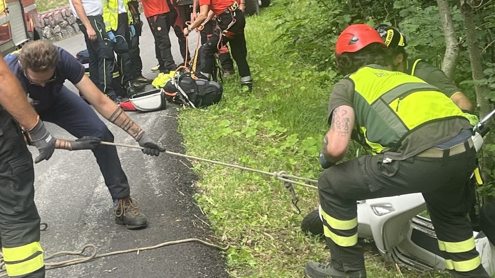 Moto nel dirupo ai Piani dell’Avaro, è allarme. Ma si trattava di vandalismo