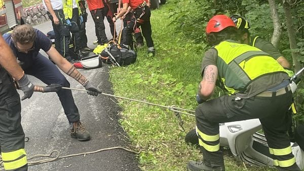 Moto nel dirupo ai Piani dell’Avaro, è allarme. Ma si trattava di vandalismo