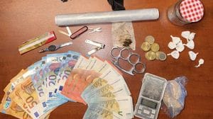 Spaccio tra Bagnatica e Cavernago, arrestato pusher con cocaina ed eroina