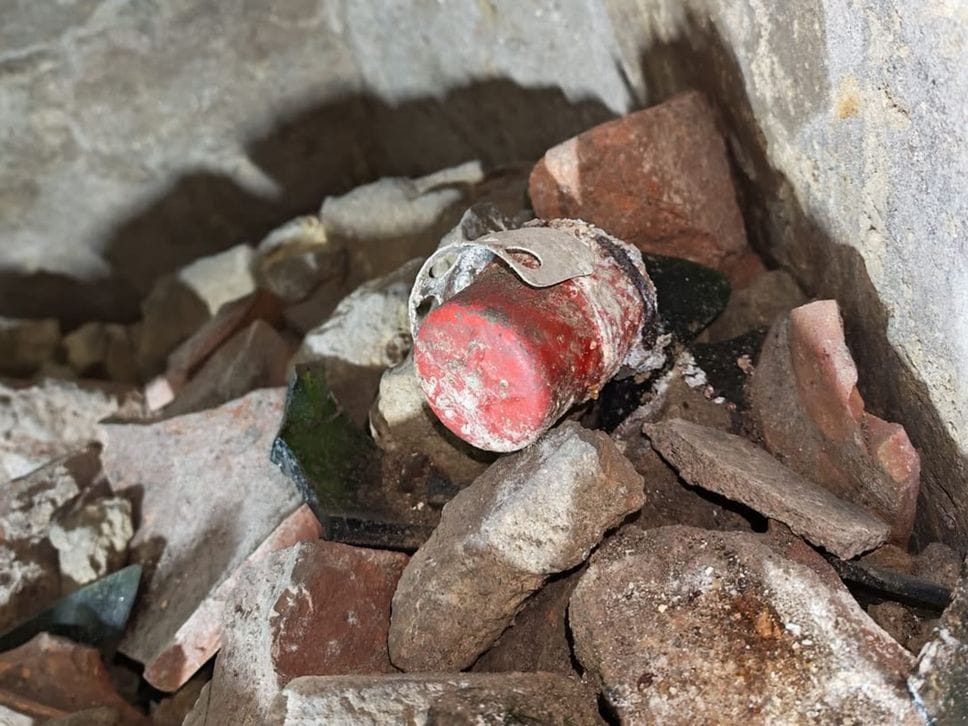 Due bombe a mano in un cantiere di Città Alta: l’intervento degli artificieri - Foto
