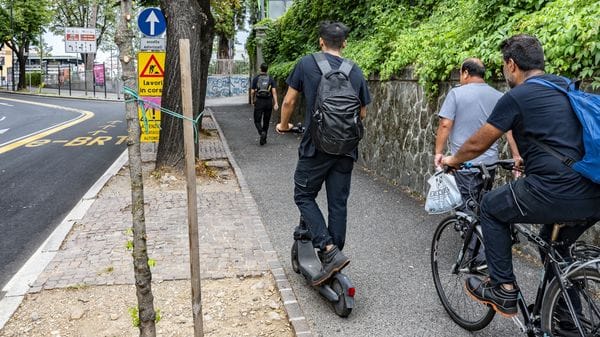 Monopattini, 128 multe in tre mesi. E da oggi l’assicurazione è obbligatoria
