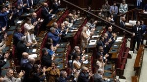 Il potere di ricatto ai partiti più piccoli