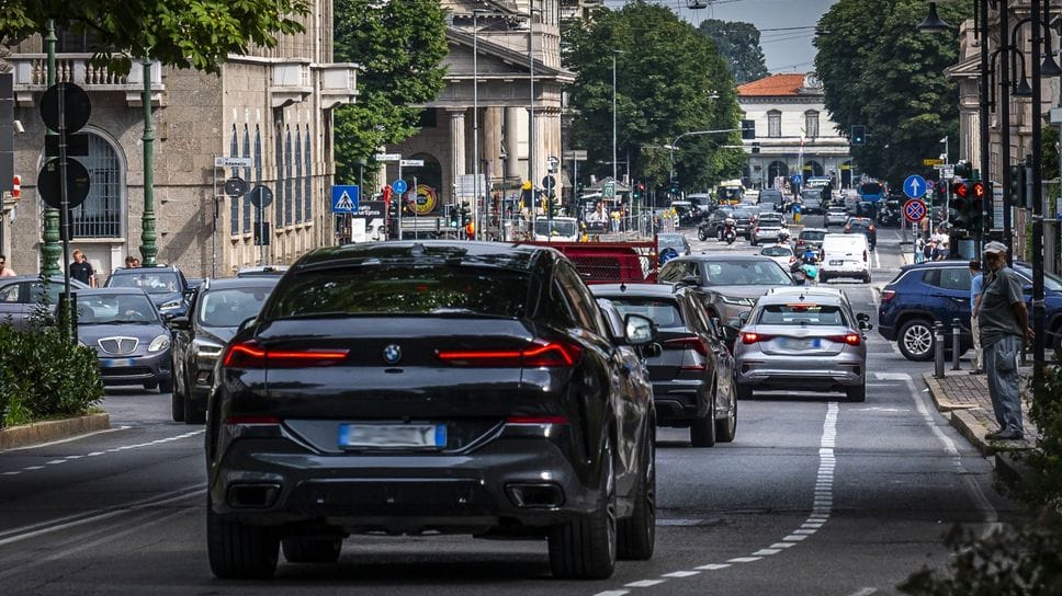 Studio, lavoro e servizi. Bergamo è «vissuta» da 176mila persone al giorno