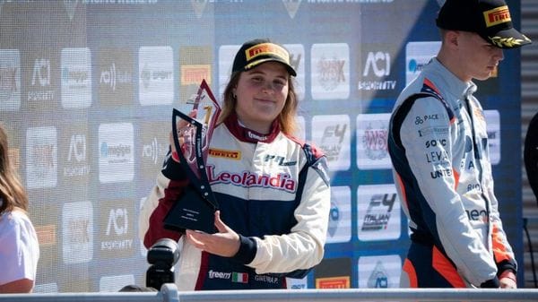 Ginevra Panzeri e il richiamo dei motori. Il suo sogno è guidare la Ferrari