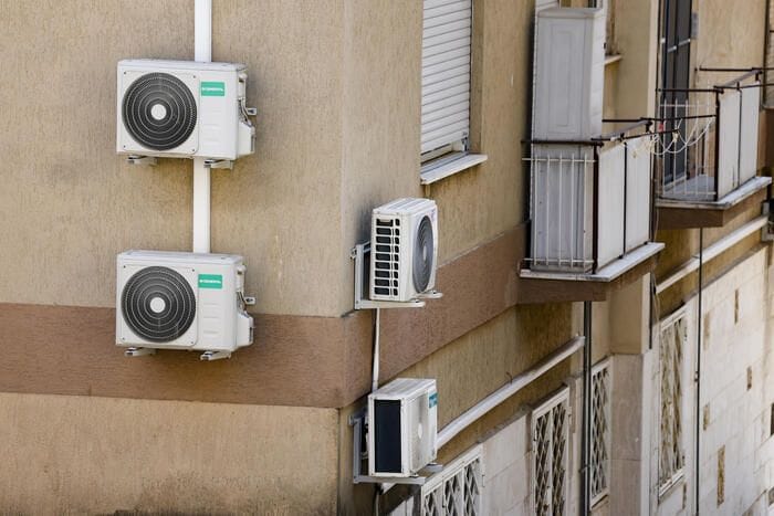 Terna, domanda elettricità giugno al top da 10 anni, pesa il caldo