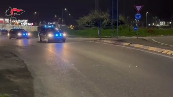 Arrestati tra spacciatori a Cividate, uno era ricercato per omicidio