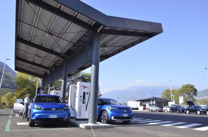 Ddl Concorrenza, 40 milioni all'anno per convertire distributori a elettrico