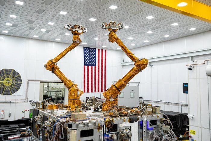 Lanciato da SpaceX un drone per la riparazione dei satelliti