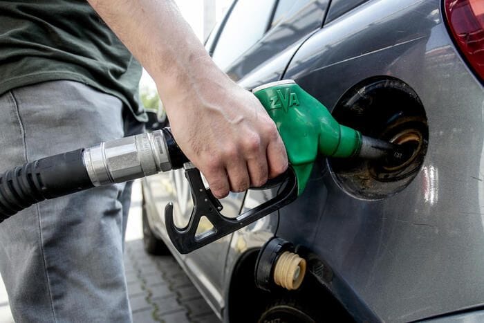 Unem, a giugno prezzi carburanti in Italia 4 cent sotto la media europea