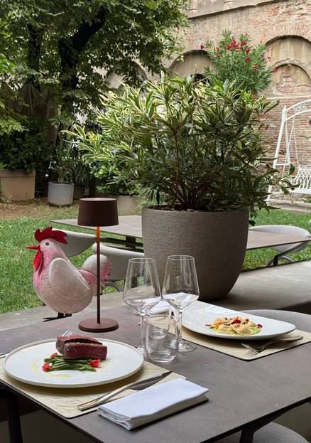 Da «Hortus» per un’estate tra gusto e storia nel suggestivo dehors  