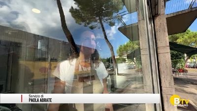 https://storage.ecodibergamo.it/media/photologue/2026/7/23/photos/cache/la-gelataia-sara-ingabbiata-nel-cantiere-dello-scolmatore-disagi-si-ma-il-mi_31a97388-8691-11f1-9551-f04997524a6d_display.jpg