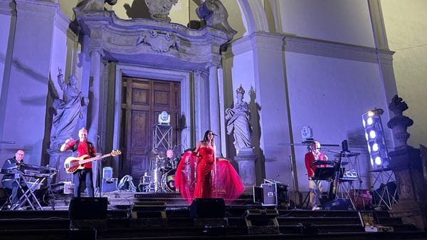 Una notte di magia, festa e tanti sorrisi a Ponte San Pietro. C’è anche L’Eco cafè