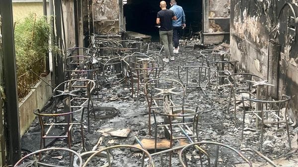 Brucia un ristorante a San Pellegrino, 3 persone fuori casa e oltre 500mila euro di danni- Foto