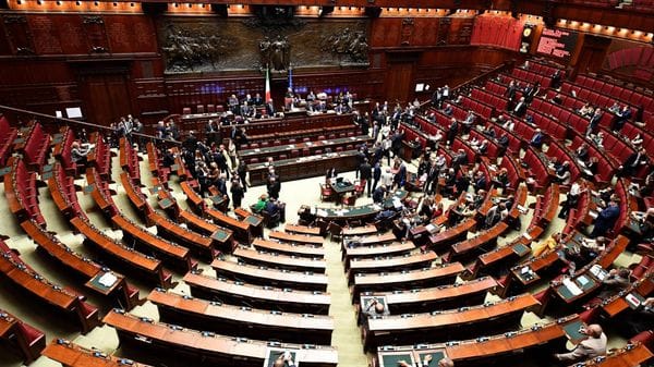 Campagna elettorale tra veti e incertezza