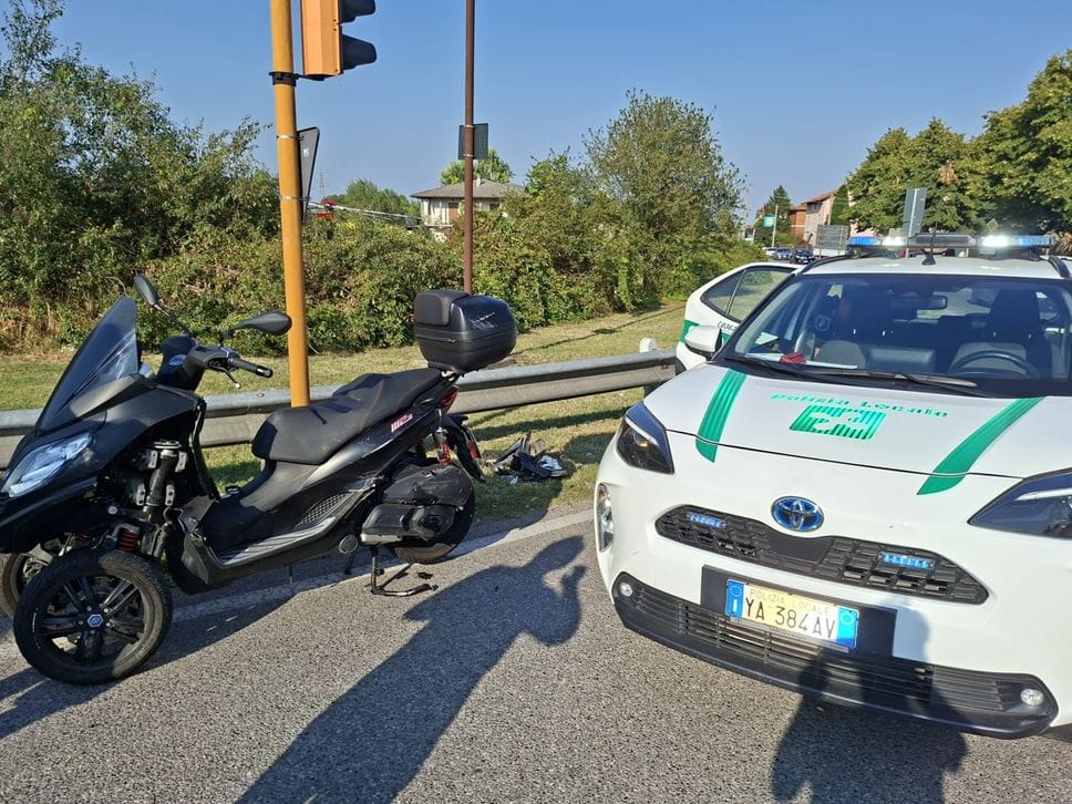 Auto contro moto a Vidalengo, grave un 53enne: trasferito in elicottero in ospedale. Lunghe code
